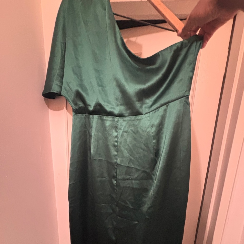 Satin green dress - never worn